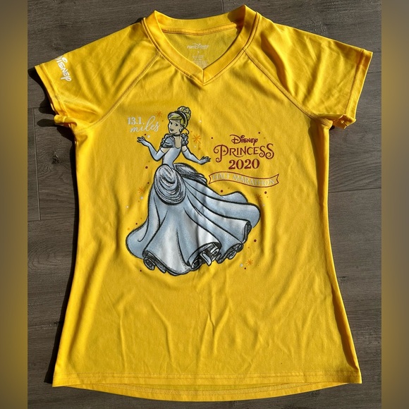 Disney Tops - 2020 RunDisney Princess Half Marathon race t-shirt - size small
